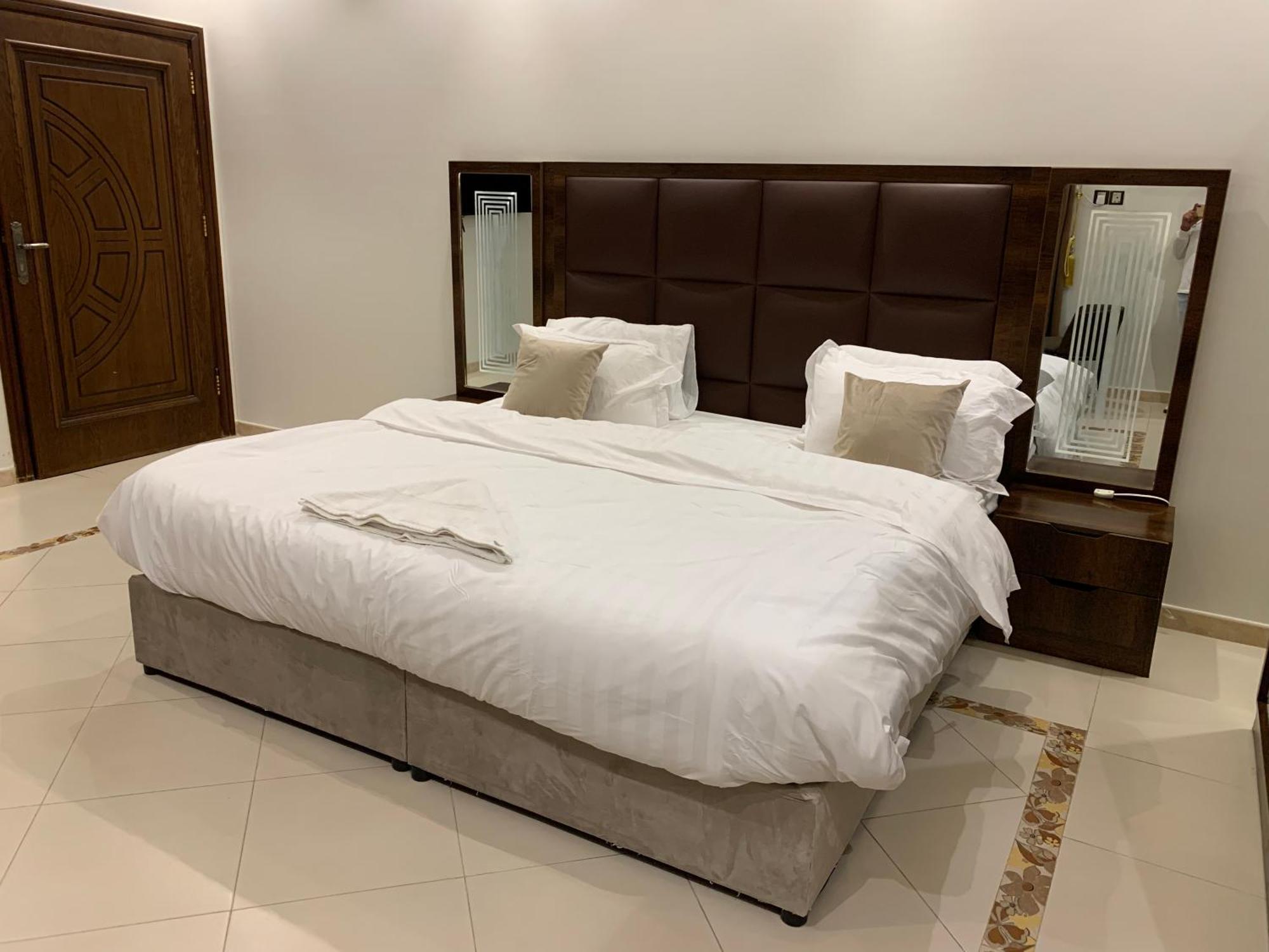 Friday Suites Al Ula Exterior foto
