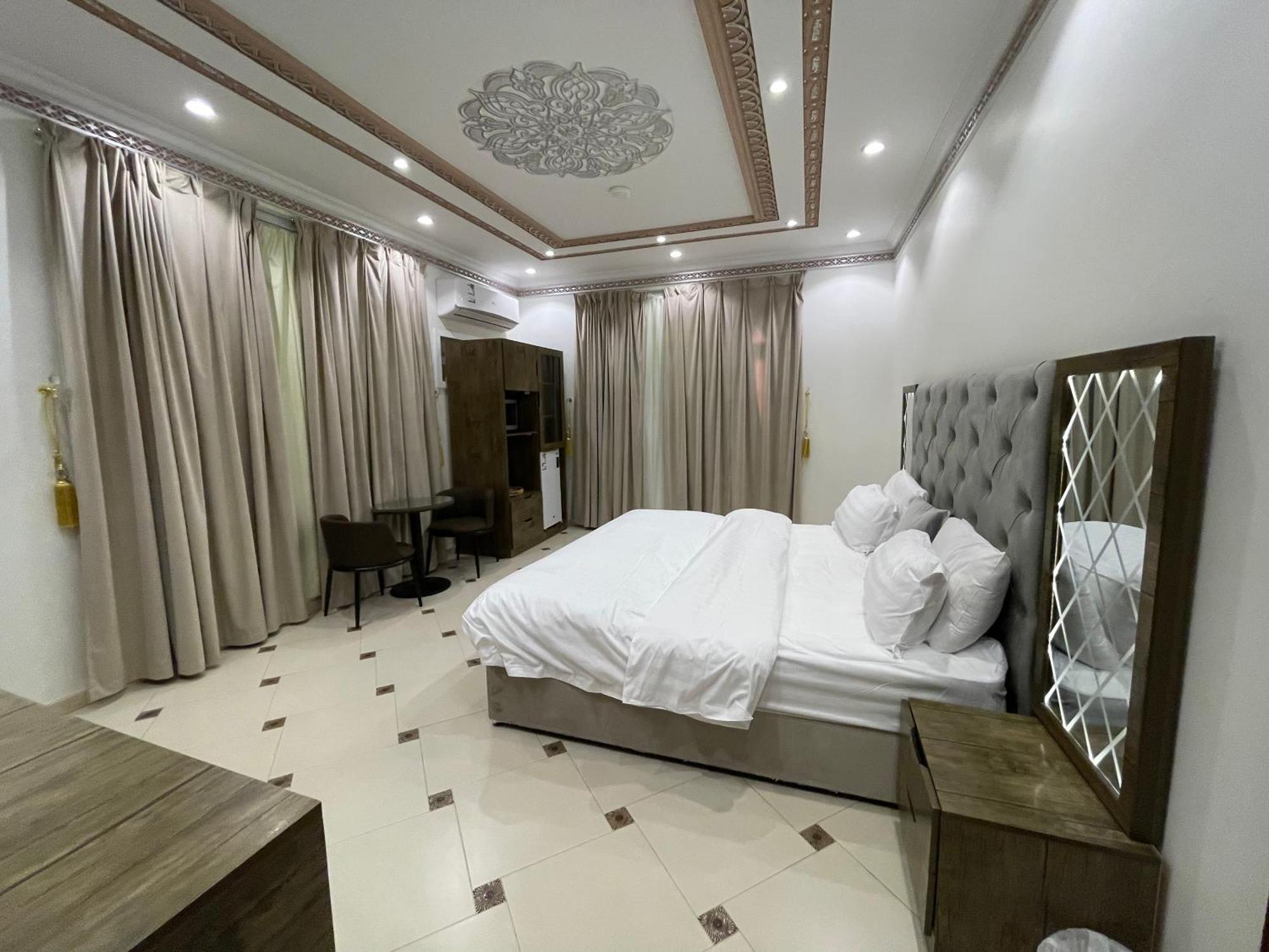 Friday Suites Al Ula Exterior foto