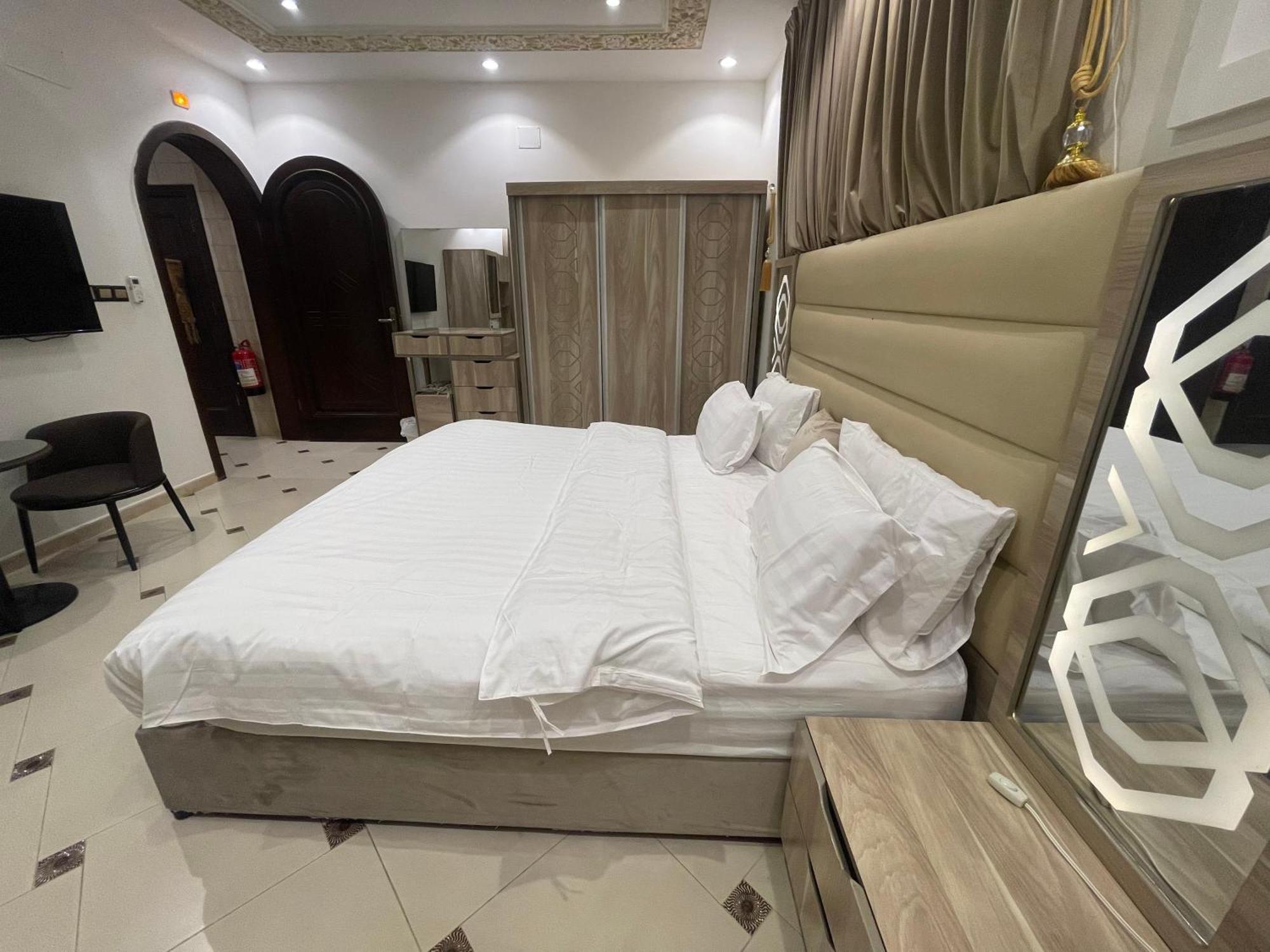 Friday Suites Al Ula Exterior foto